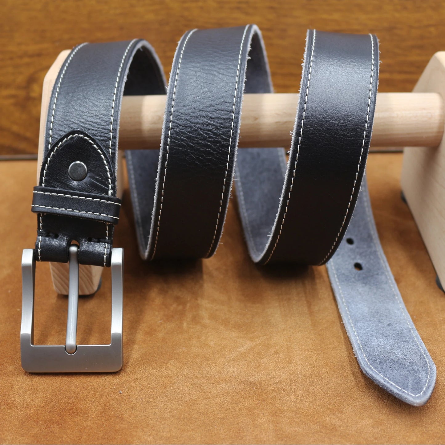Natural cowhide belt for men's hard metal buckle soft original cowhide mens leather belt unique texture real leather jeans belt
