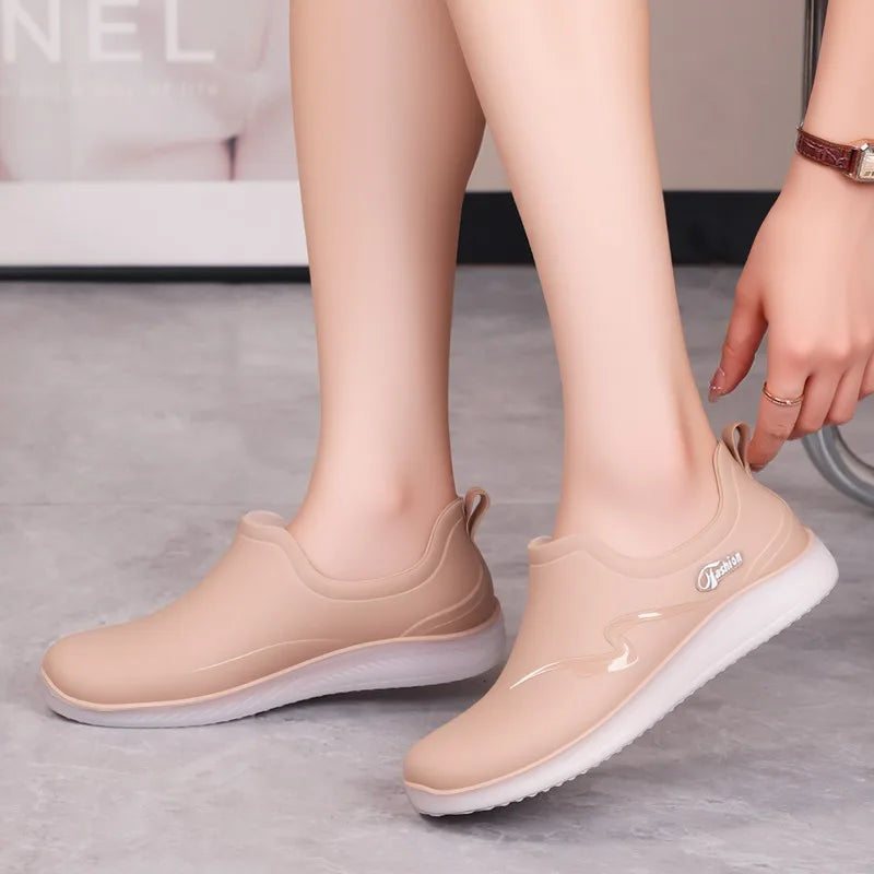 Low-top Rain Shoes, Women's Summer, Flat-soled Wear-resistant, Light Rain boots