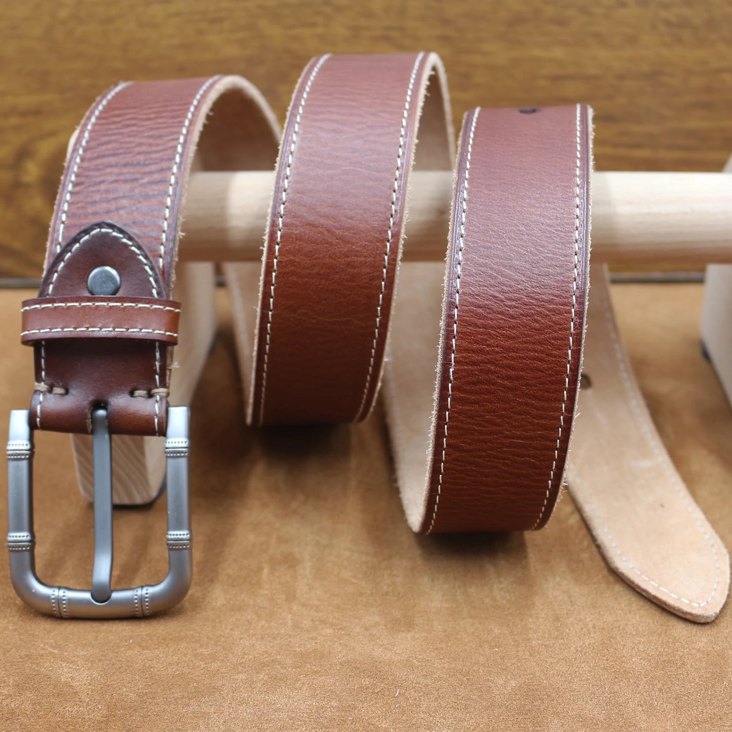 Natural cowhide belt for men's hard metal buckle soft original cowhide mens leather belt unique texture real leather jeans belt