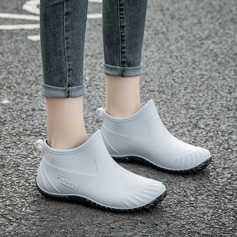 New Fashion Rain Shoes Women's Wear- resistant Short Tube Outer Wear Rain Boots Water Shoes Non-slip Car Wash Shoes