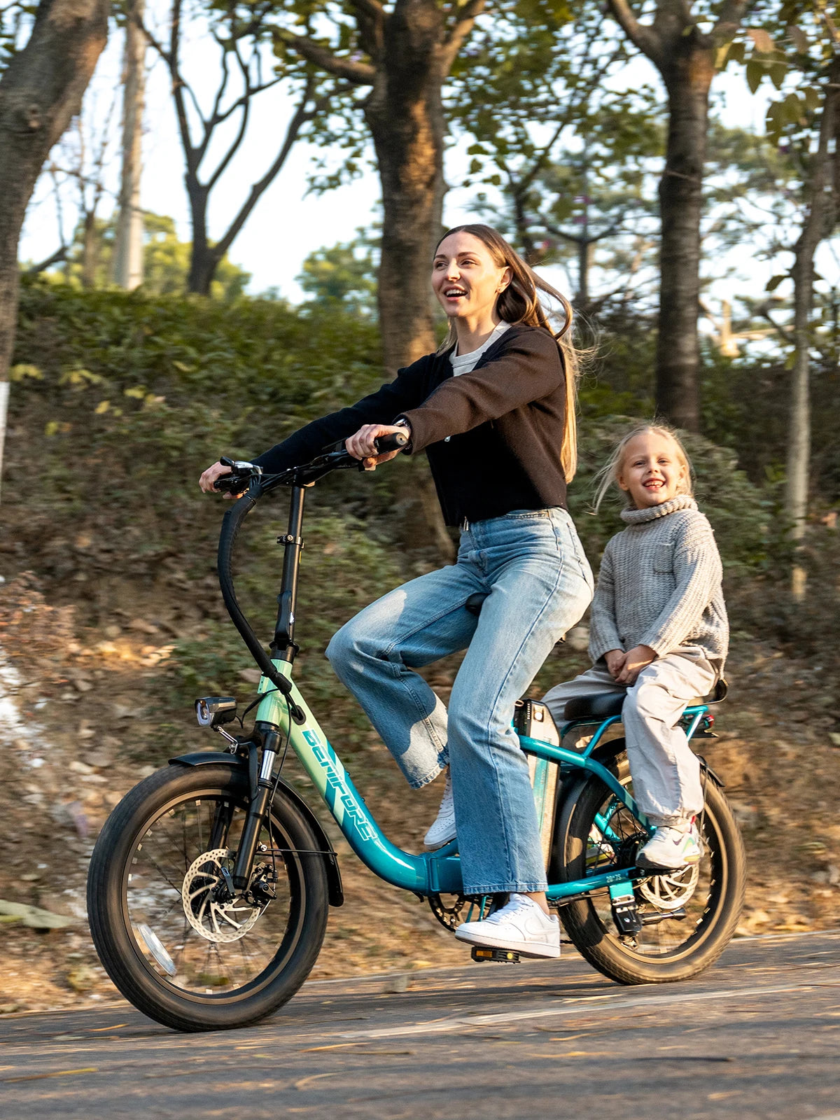LUCKEEP C23 Folding Electric Bike 750W Motor 48V15Ah Removable Battery E Bike Unlock with NFC 20-inch Fat Tires Electric Bicycle