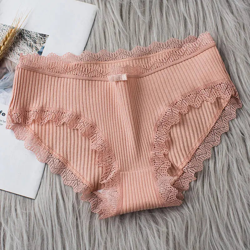4 Pcs Lace Wavy Trim Bikini Panties, Comfy & Breathable Elastic Intimates Panties, Women's Lingerie & Underwear