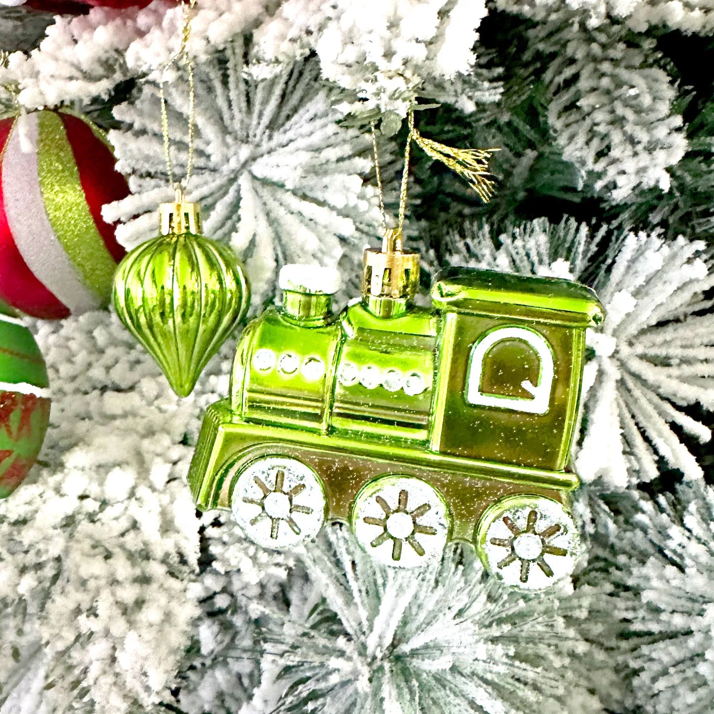 34/12/9pcs Grinch Christmas Ball Decorations