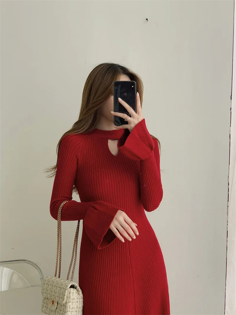 Elegant V-Neck Knitted Dress Slimming Long Skirt High Waist Bell Sleeve Unique Design Autumn Winter Women's Fashion Dress