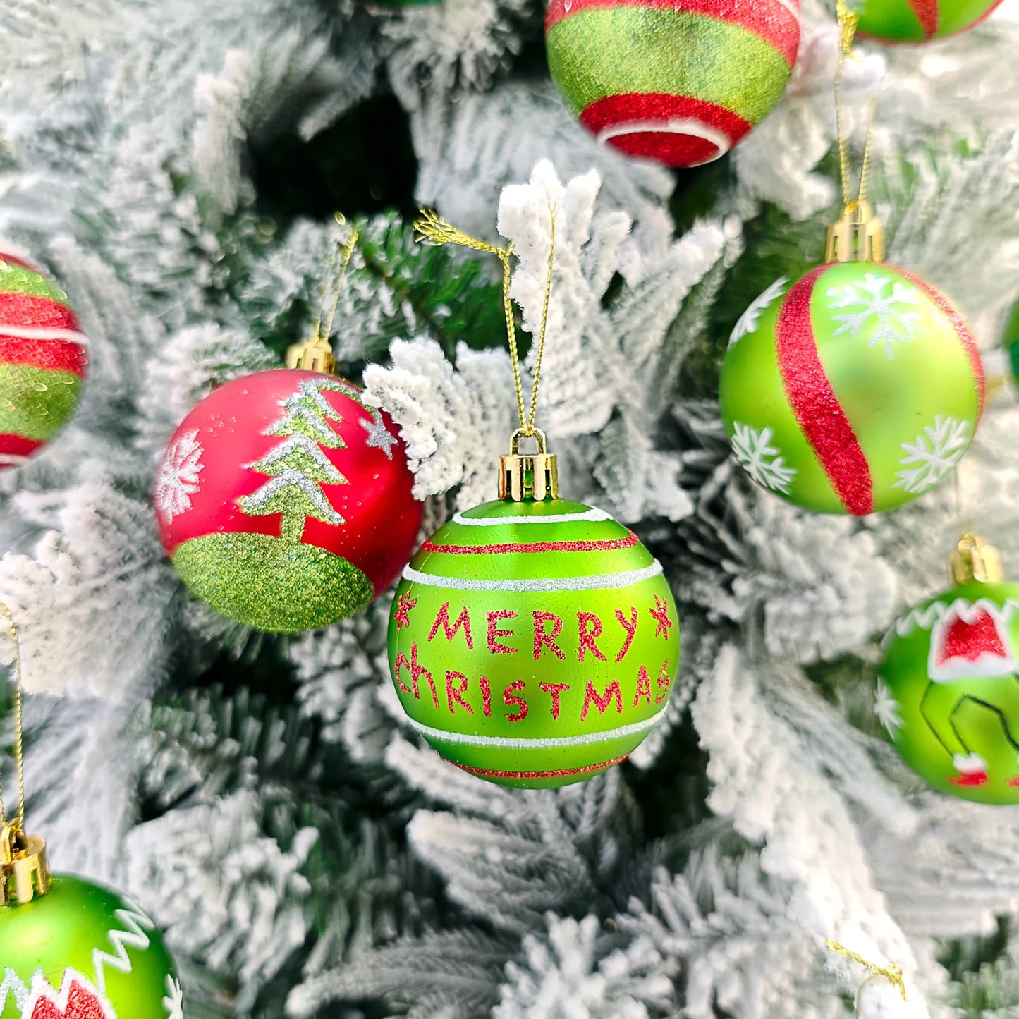 34/12/9pcs Grinch Christmas Ball Decorations