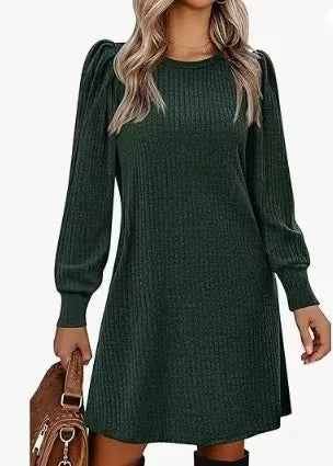 Fashionable women's knitted puffed-sleeve long-sleeved autumn and winter round-neck casual loose dress with pockets