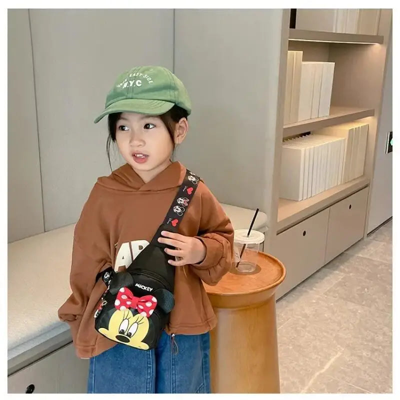 Disney 2024 New Fashion Mickey Cartoon Single Shoulder Crossbody Bag for Boys and Girls Cute Girls Coin Crossbody Bag