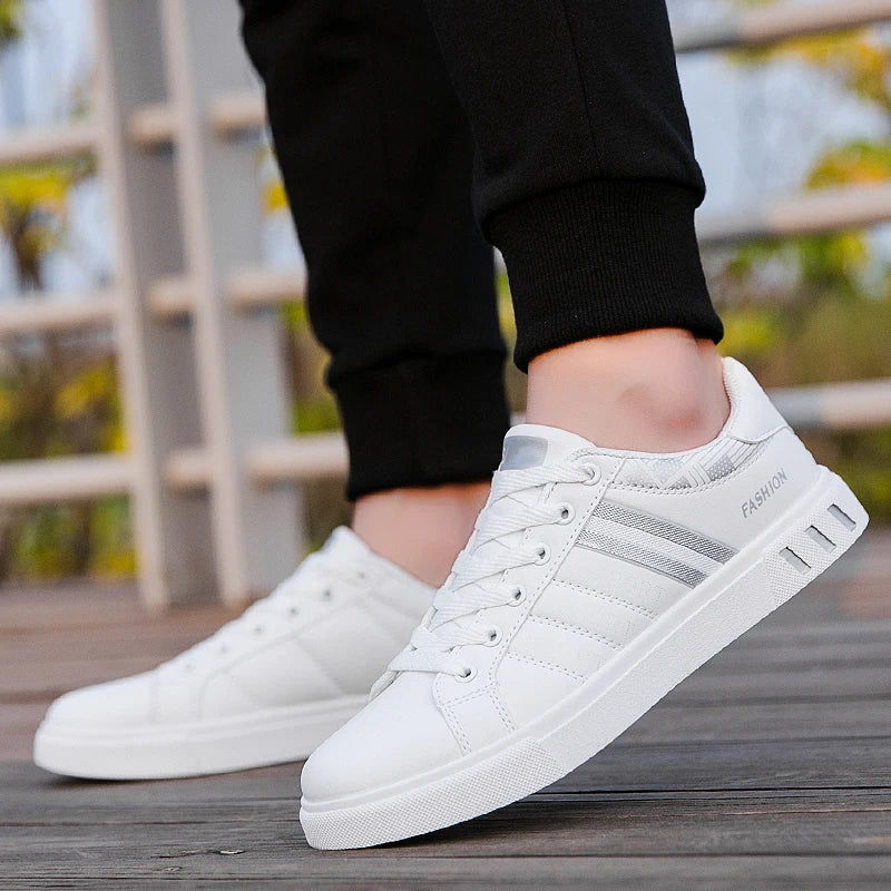 2024 Mens Casual Sneakers New Fashion Lace-up White