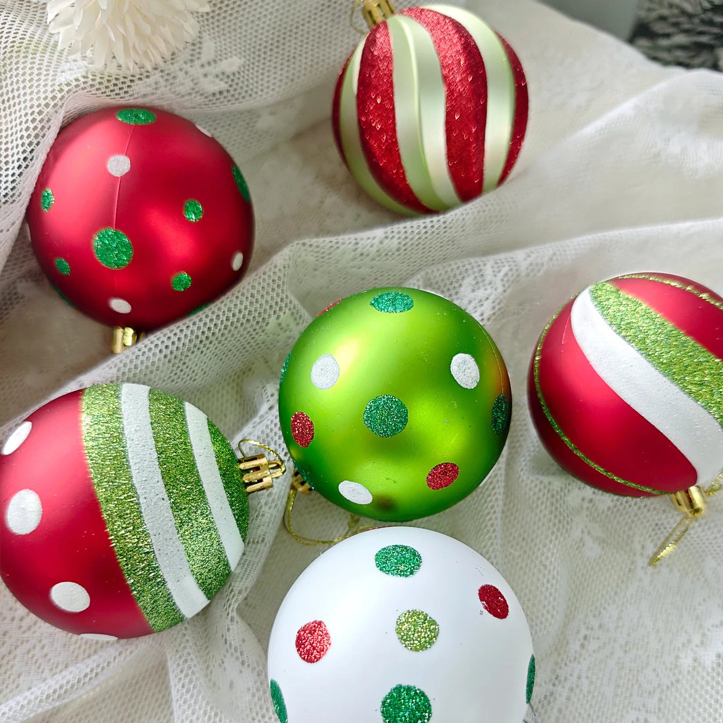 34/12/9pcs Grinch Christmas Ball Decorations