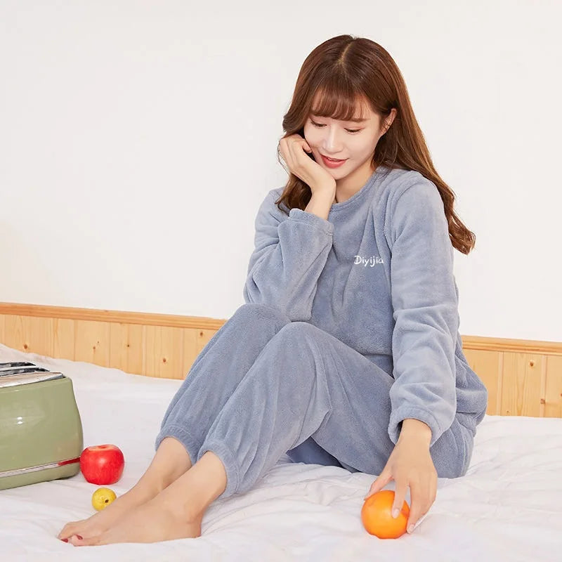 Warm Coral Fleece Pants Set Women's Loose Comfortable Home Wear Outerwear Versatile Lazy Girl Style Long Sleeve Cartoon Print