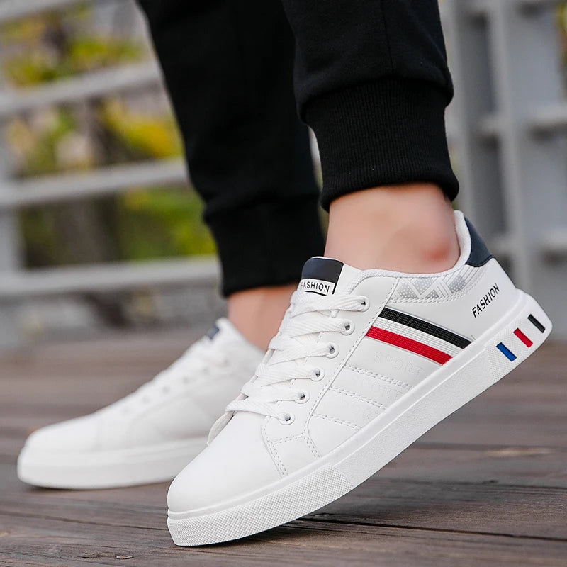 2024 Mens Casual Sneakers New Fashion Lace-up White