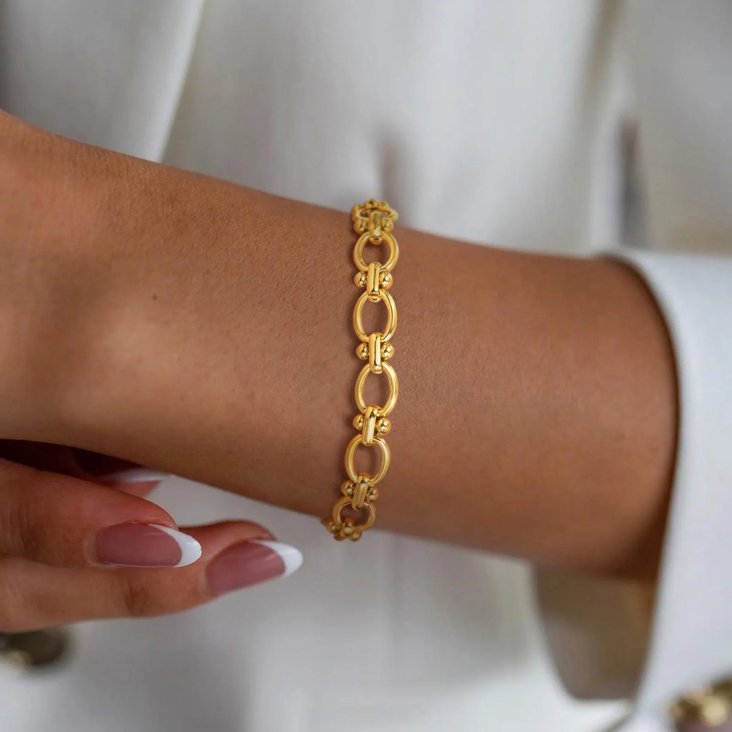 Statement Stainless Steel Chain Bracelet for Women, Vintage 18k Gold Plated Elegant Jewerlry
