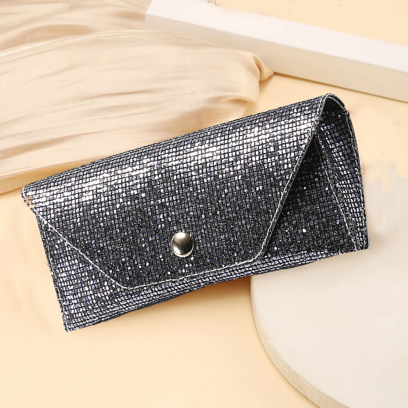 1pc Retro Soft Sequined Leather Sunglasses Case Portable Neutral